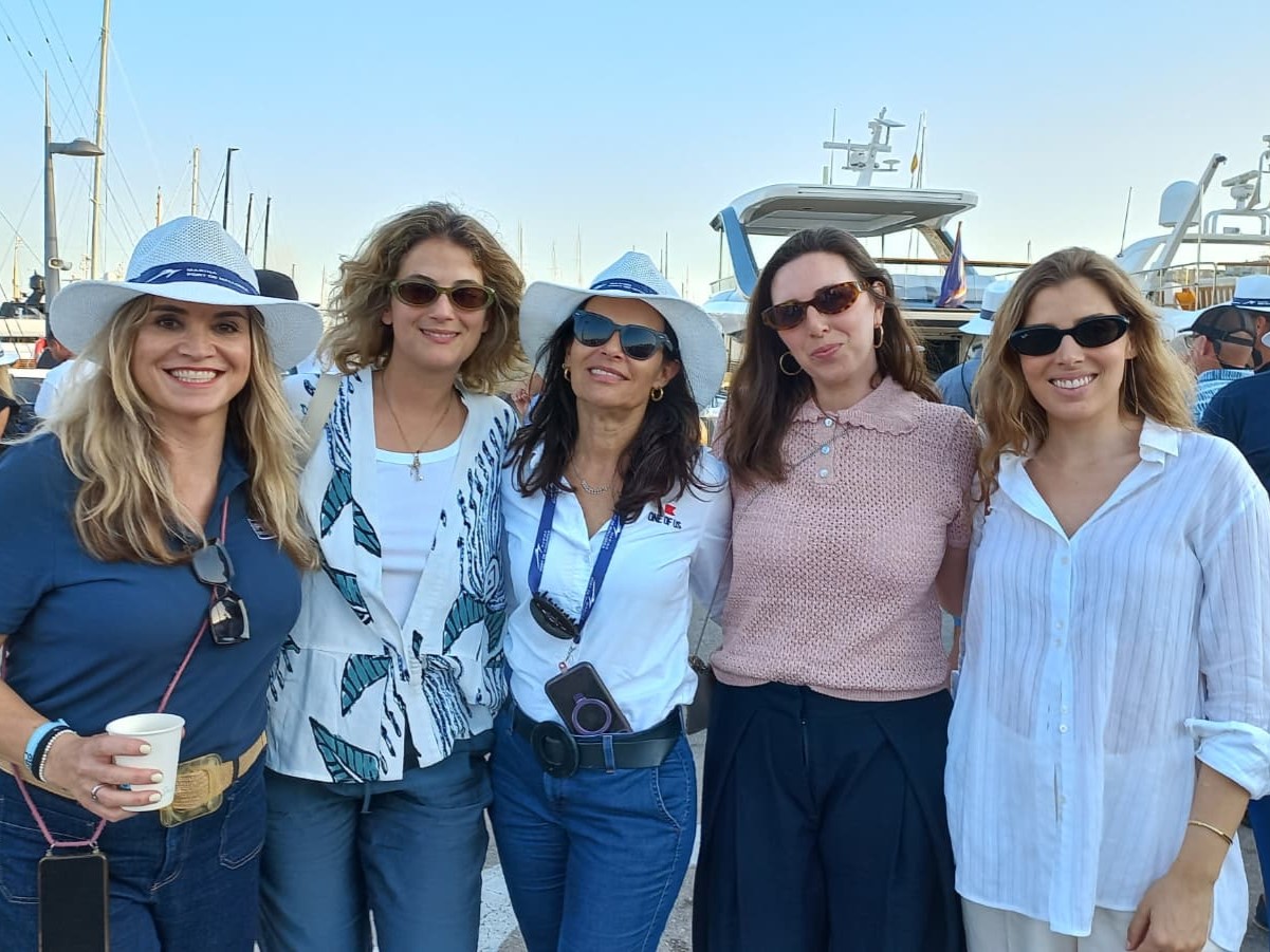 Marina Port de Mallorca celebra el arranque de temporada con una barbacoa frente a la bahía de Palma