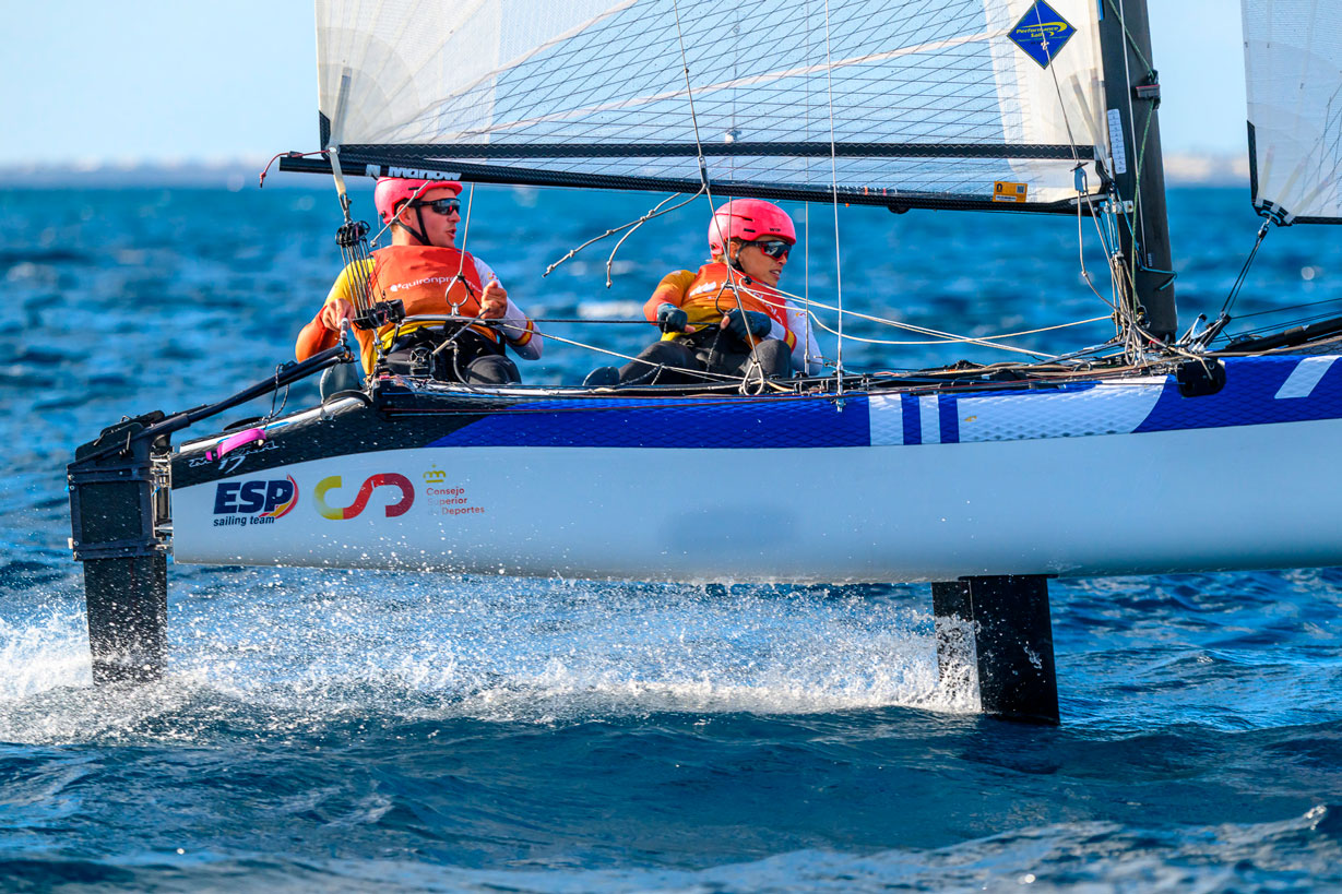 Balearic sailors make a solid debut at the 49er, FX and Nacra 17 European Championship