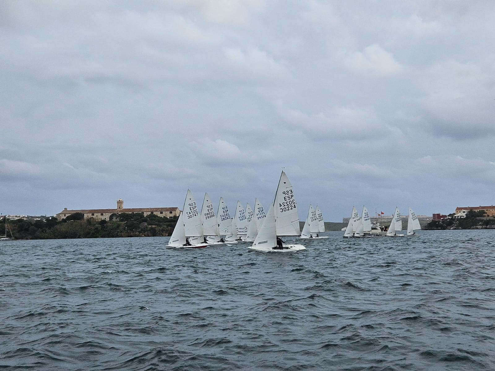 noticias náuticas, actualidad náutica, regata, regatista, vela, embarcación, club marítimo de mahón,