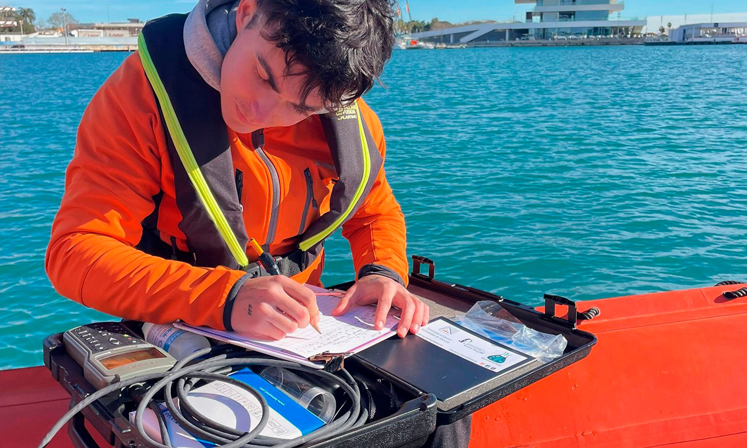 noticias náuticas, actualidad náutica, marina port de valencia, muestreo de agua, medio ambiente, cá