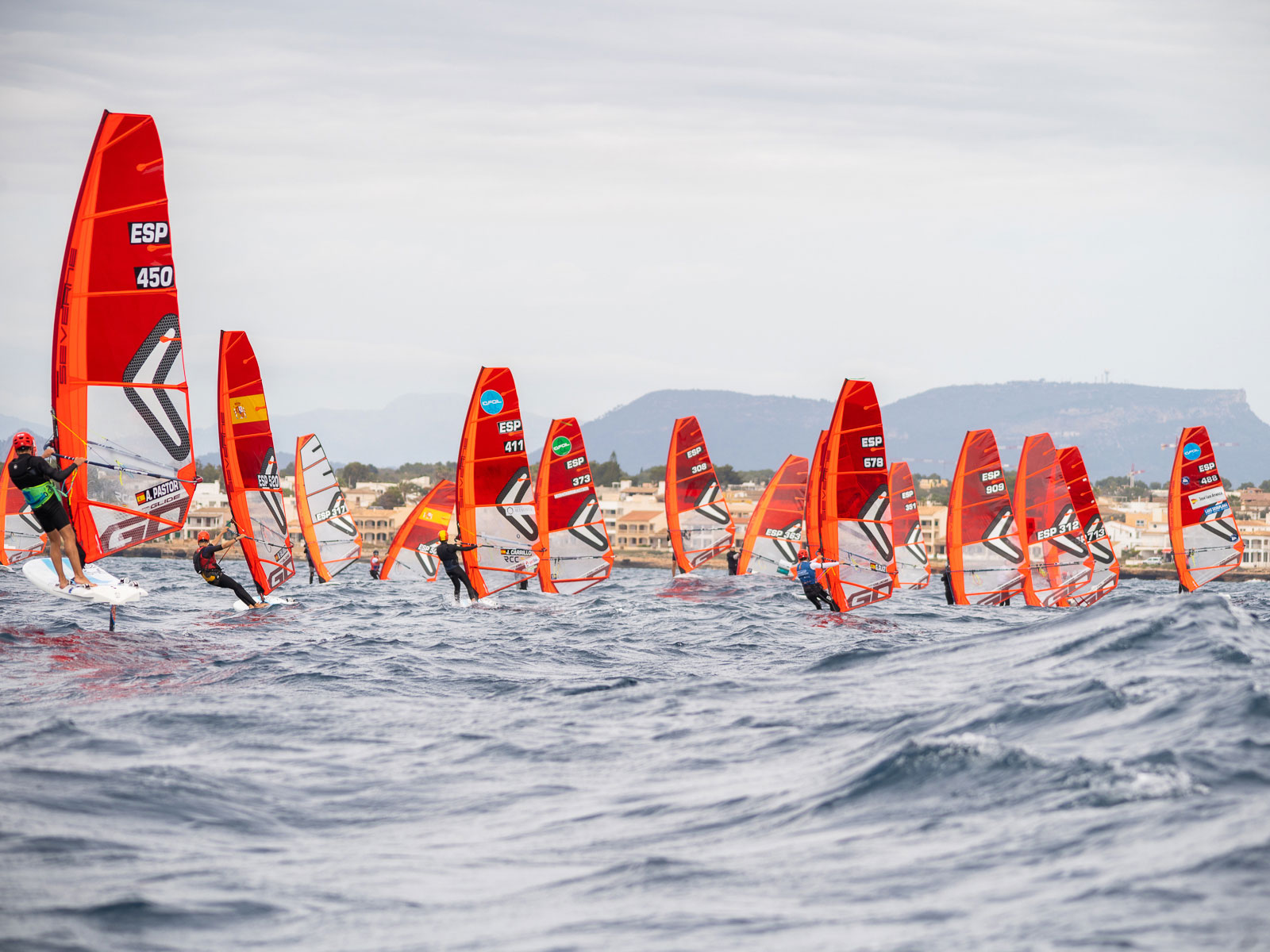 noticias náuticas, actualidad náutica, iqfoil, techno, regata, regatista, vela, embarcación, windsur