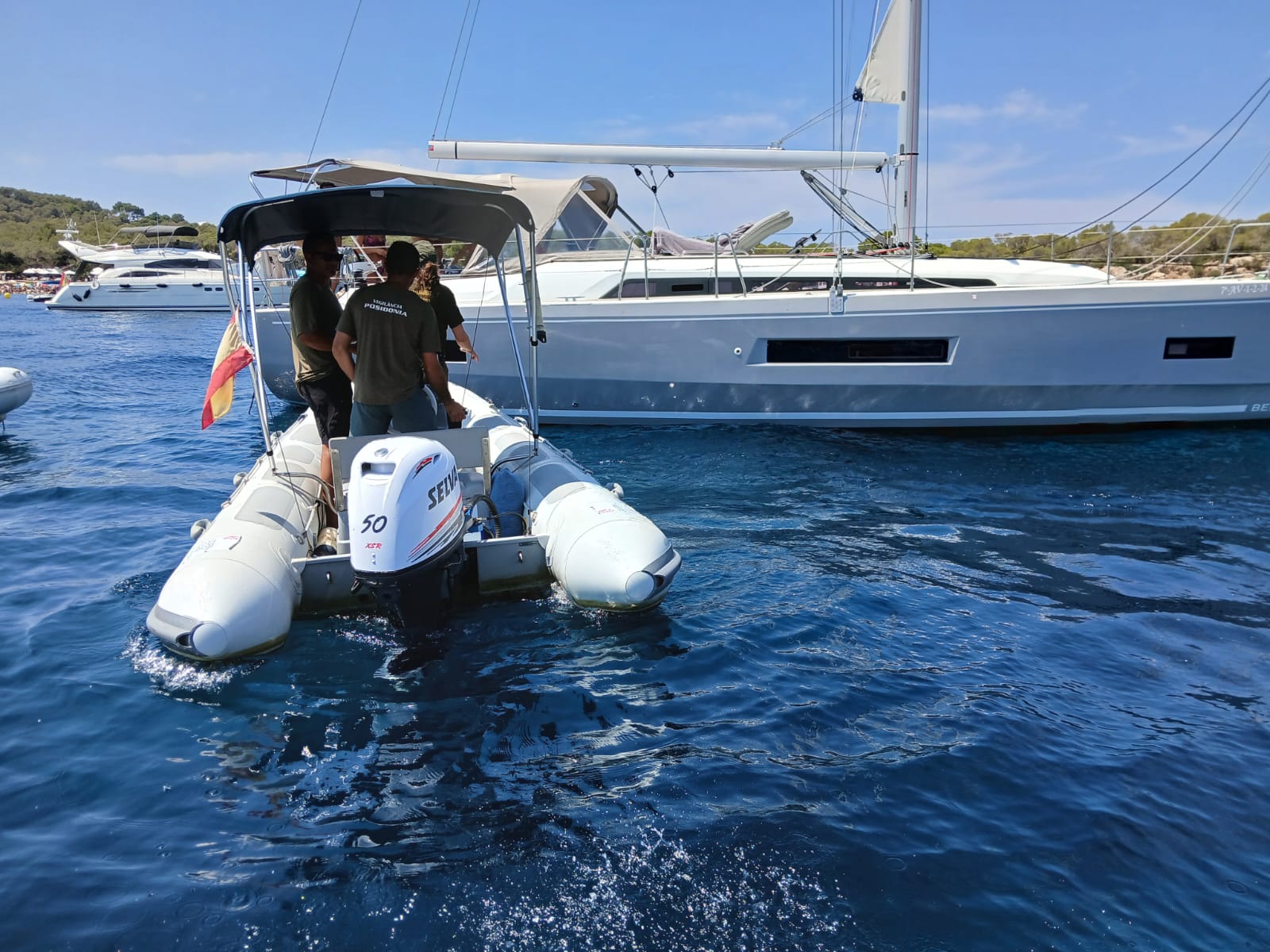 noticias náuticas, actualidad náutica, fondeo ilegal, posidonia, ibiza, sostenibilidad, navegación, 