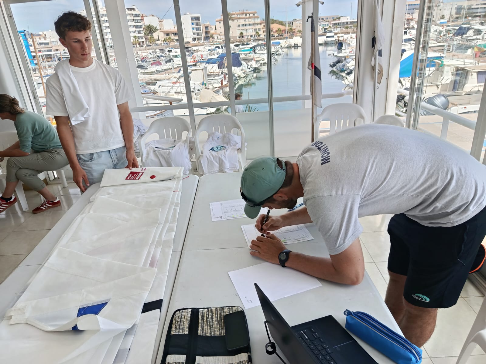 noticias náuticas, actualidad náutica, ilca 6, setmana de la vela, club nàutic cala gamba, regata, r