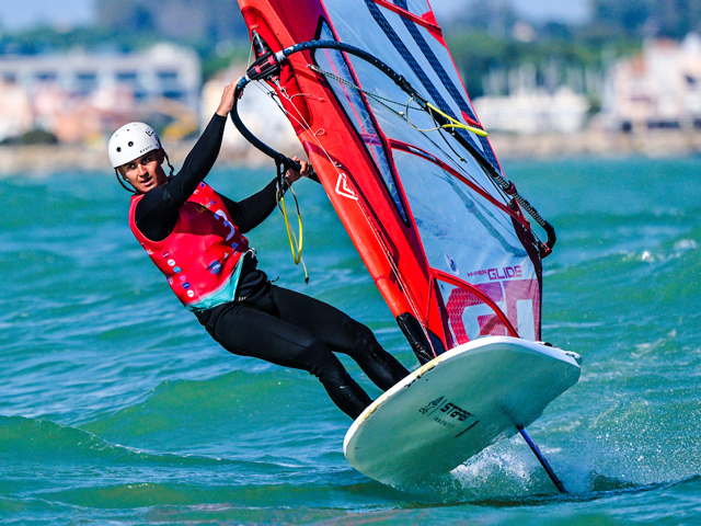 noticias náuticas, actualidad náutica, cna, club nàutic s'arenal, iqfoil games, regata, regatista, v