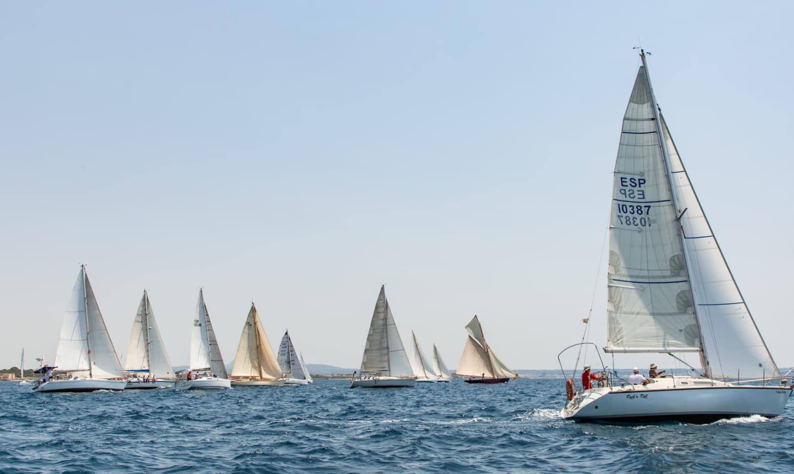 noticias náuticas, actualidad náutica, trofeo fuerzas armadas, armada española, regata, regatista, v