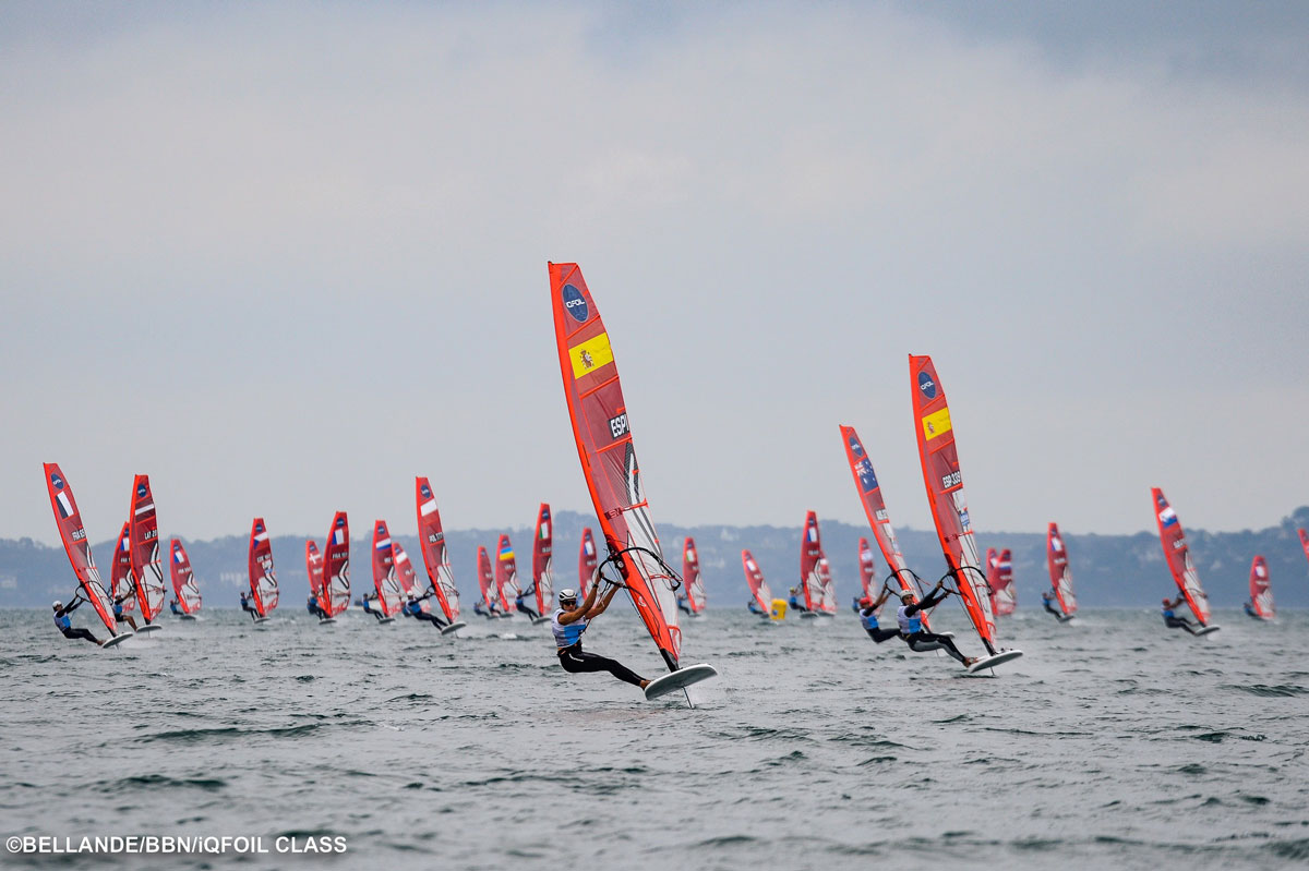 Los baleares Nacho Baltasar y Caterina Tomás con opciones de podio en el europeo juvenil de IQFoil
