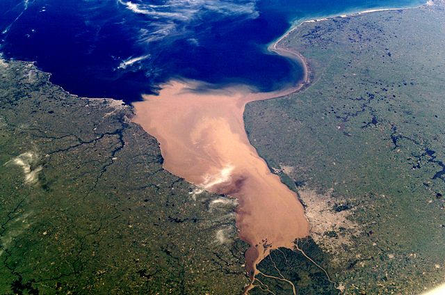 actualidad náutica, noticias náuticas, Tita Llorens, Rio de la Plata, Uruguay, Argentina, natación, 