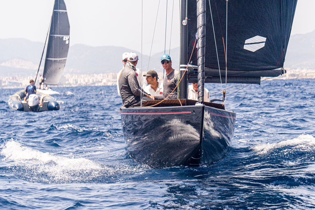 actualidad náutica, noticias náuticas, club nàutic s'arenal, cna, clase 6 metros, regata, vela, mari