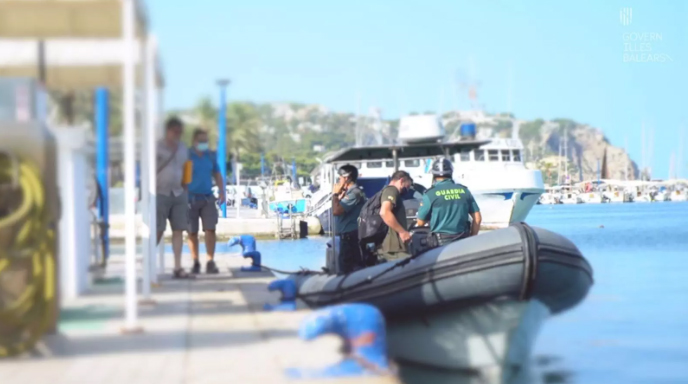 actualidad náutica, noticias náuticas, guardia civil, drogas, fardos, hachís, policía local, calviá,