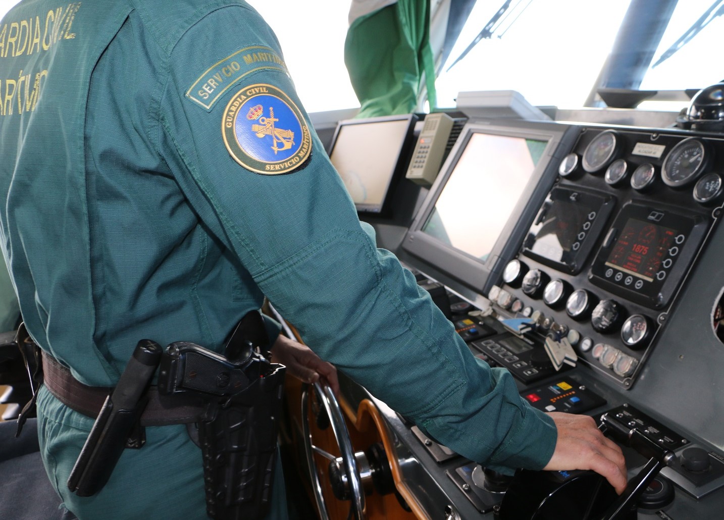 actualidad náutica, noticias náuticas, guardia civil, drogas, fardos, hachís, policía local, calviá,
