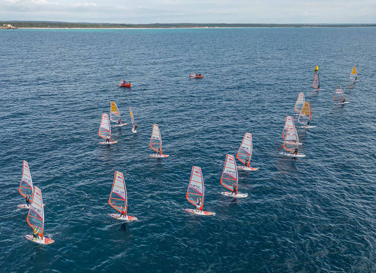 Sa Ràpita se convierte en epicentro del Techno e IQFoil con la Copa de España Juvenil