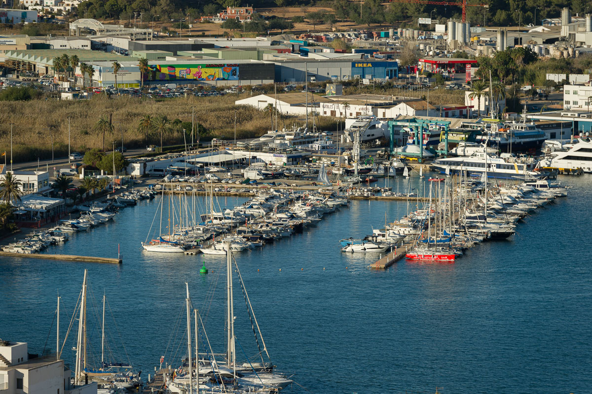 APB awards to Sustainable Ports and Coasts the management of moorings at the Ribera-Poniente quay