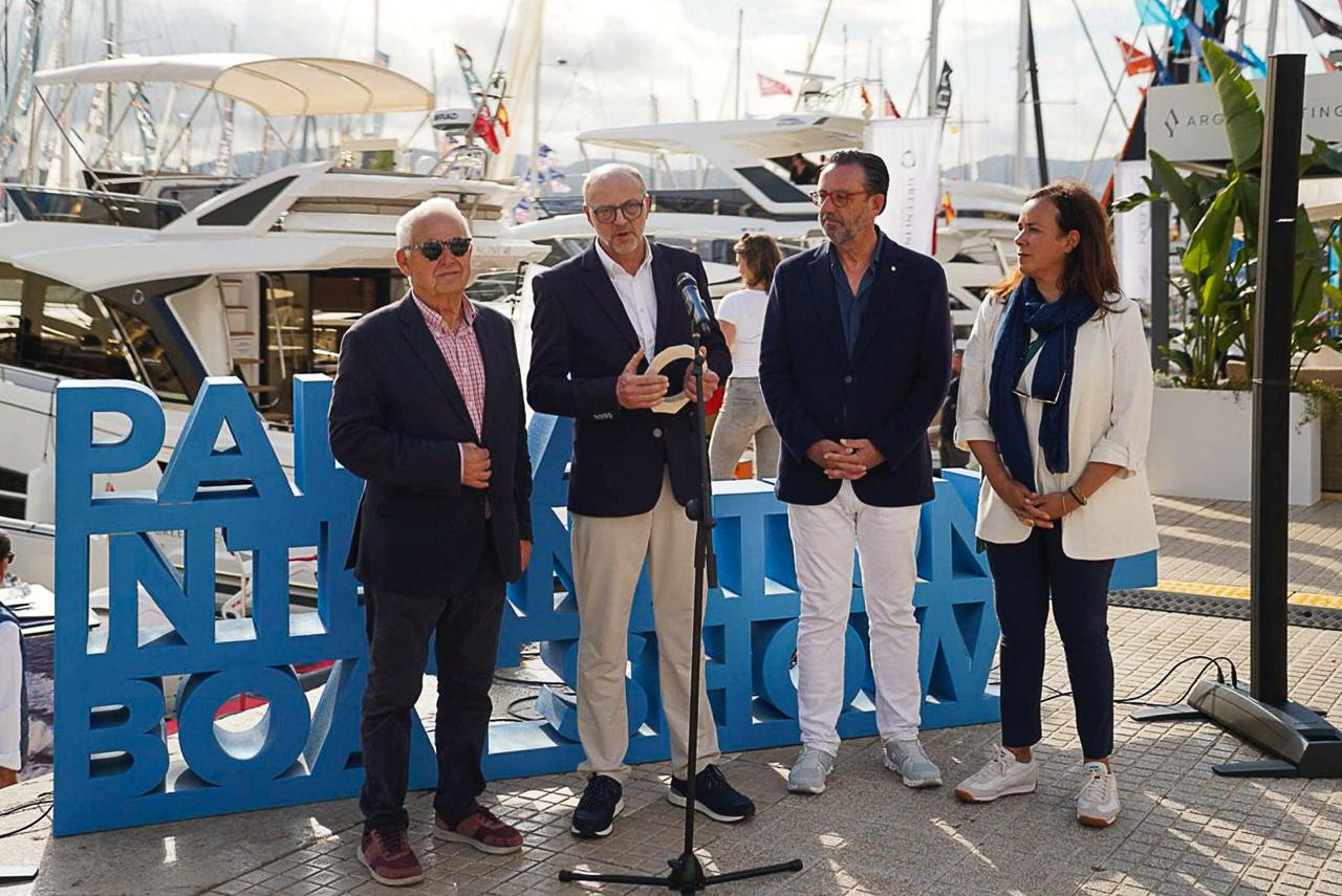 Náutica Morey Premio Marcial Sánchez Barcáiztegui por participar en las 40 ediciones de PIBS
