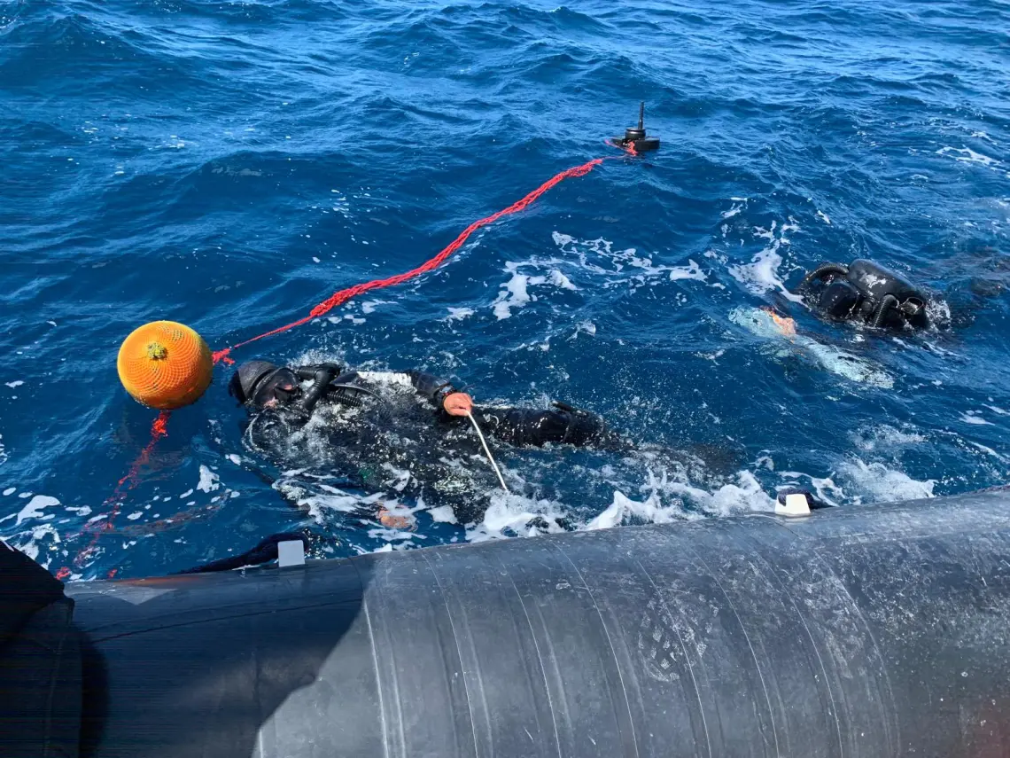 actualidad náutica, noticias náuticas, armada, buzos, explosivos, ibiza, mar, buceo, proyectiles, mi