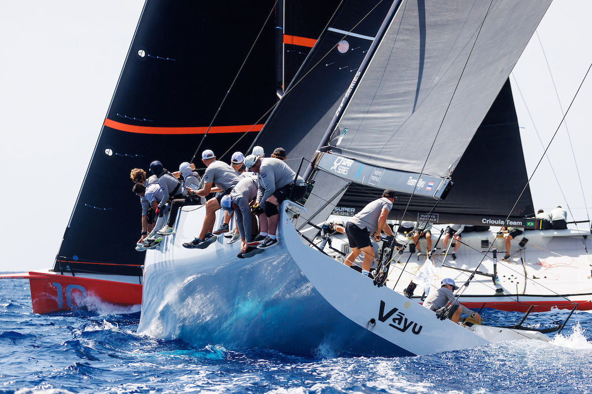 “Platoon Aviation” se mantiene al frente de la Puerto Portals 52 SUPER SERIES Sailing Week