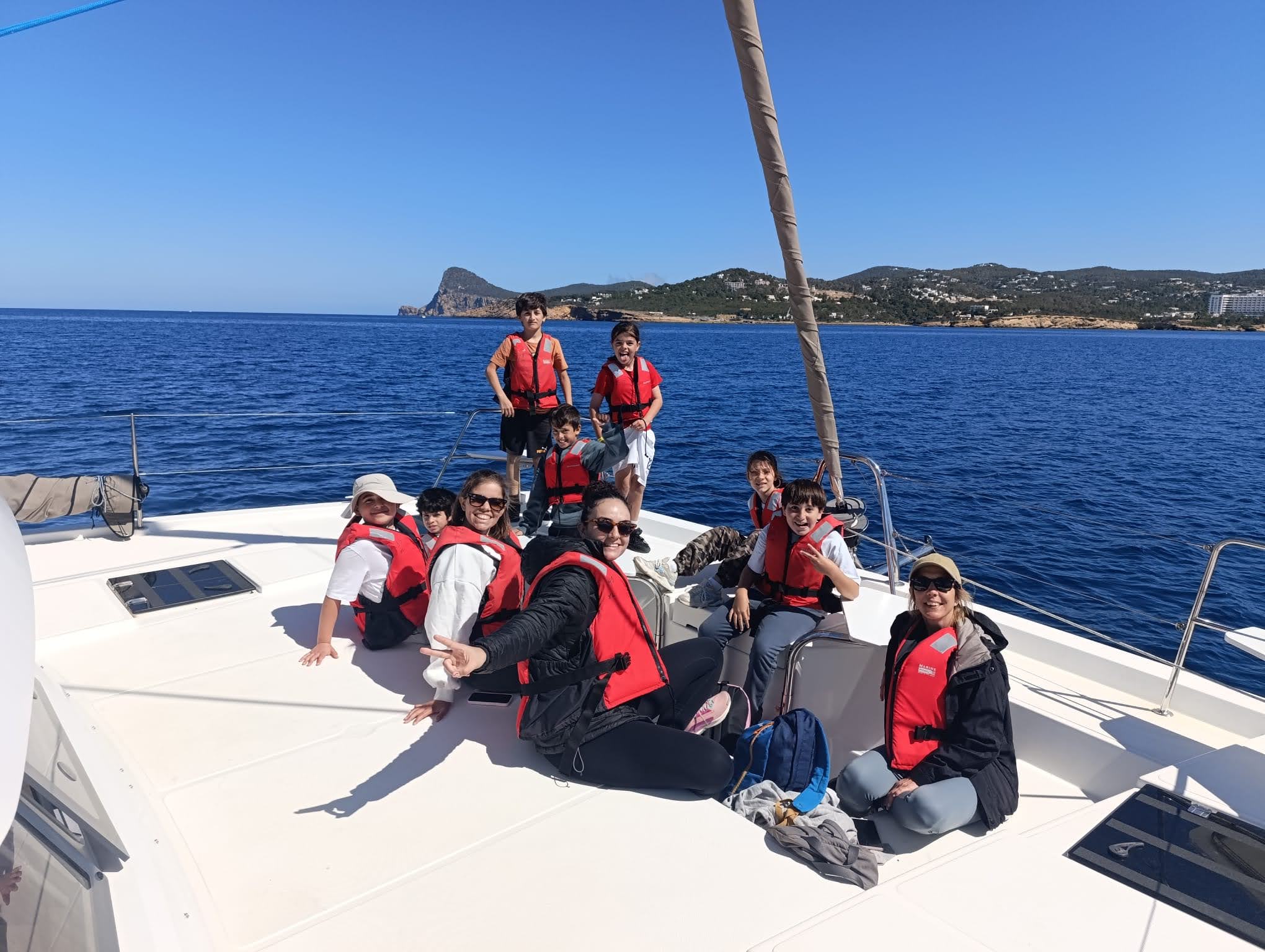 Casi 400 alumnos disfrutan de la XXX Setmana del Mar