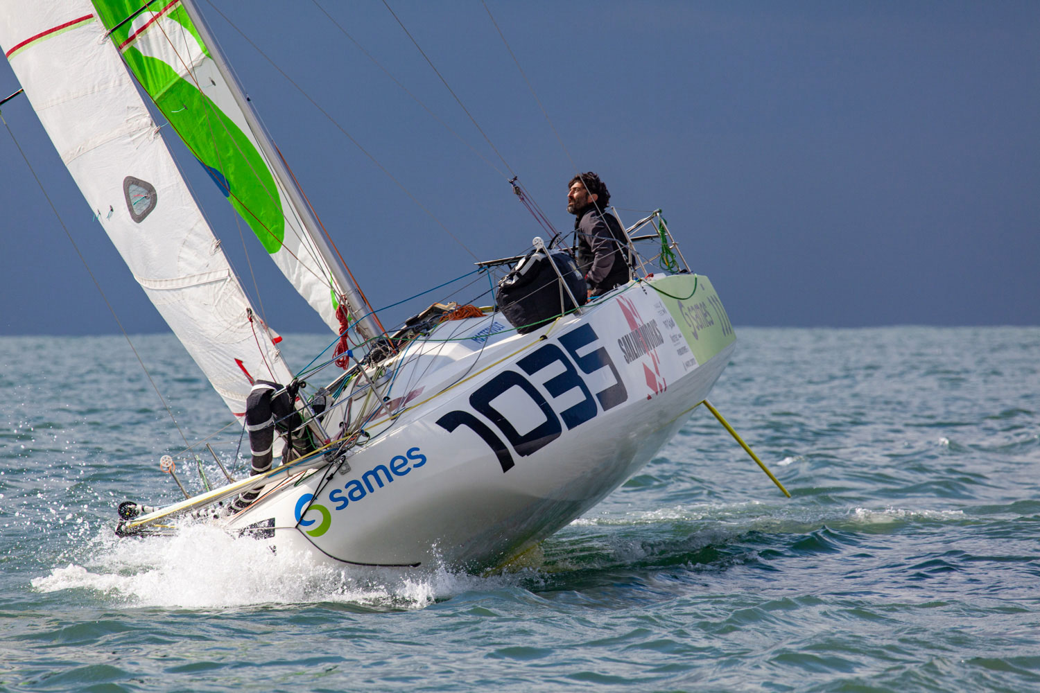 Zarpa la cuarta edición de la regata Solo Med
