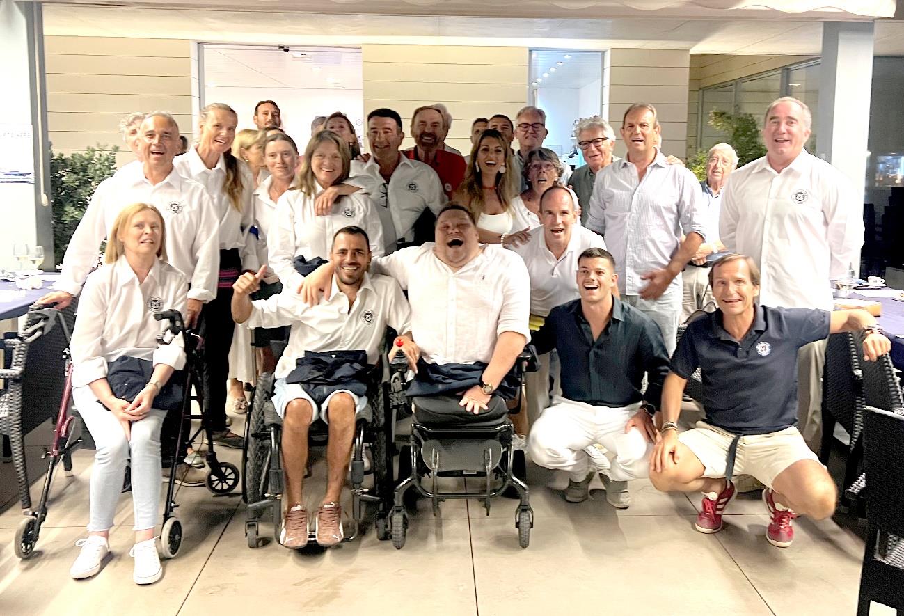El Club de Vela Puerto de Andratx rinde homenaje a su equipo de vela adaptada