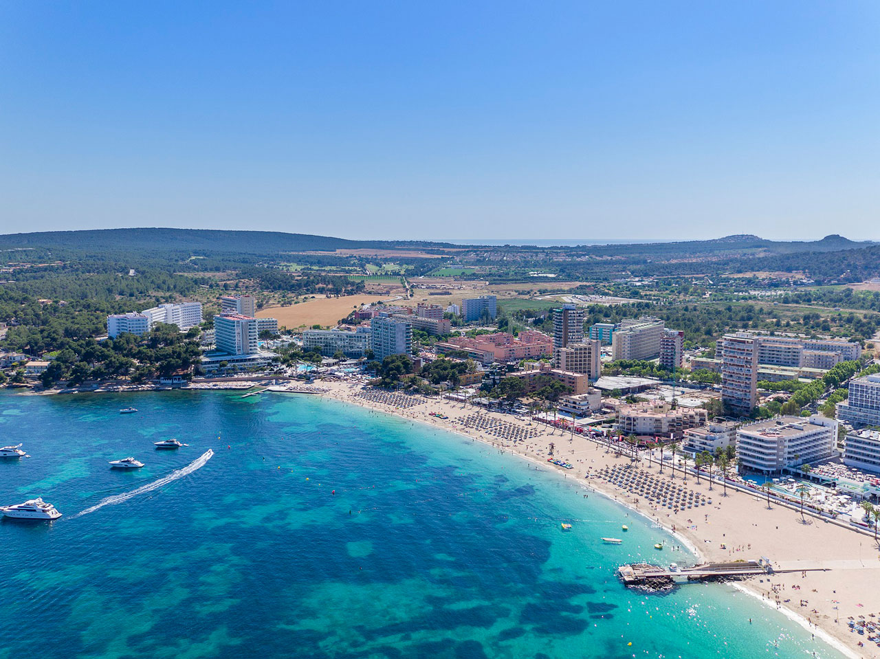 actualidad náutica, noticias náuticas, playas, calvià, masificación, ocupación playas, cámaras contr