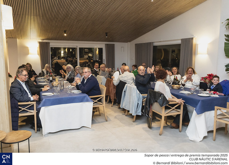 Compañerismo y reconocimientos en la Gran Noche de la Pesca del Club Nàutic S’Arenal
