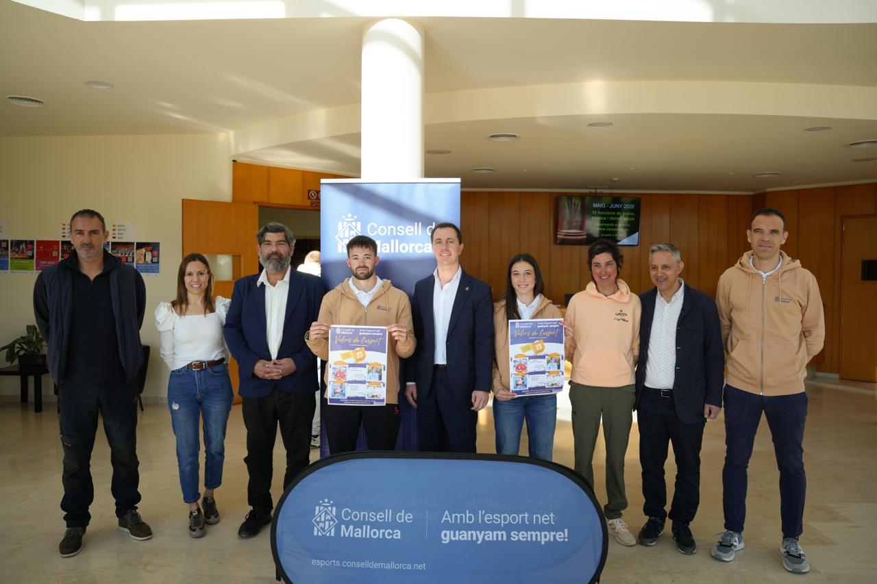 noticias náuticas, actualidad náutica, els valors de l'esport, consell de mallorca, palistas, rcnpp,