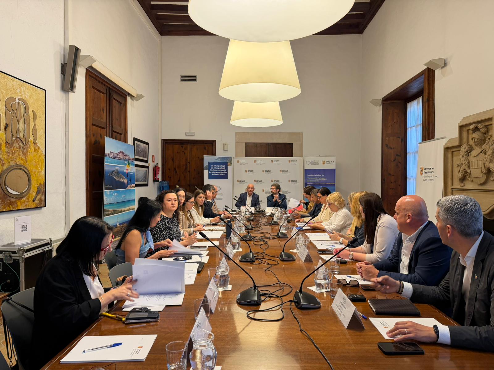 Palma reúne a la Eurorregión para abordar el papel turístico de los puertos