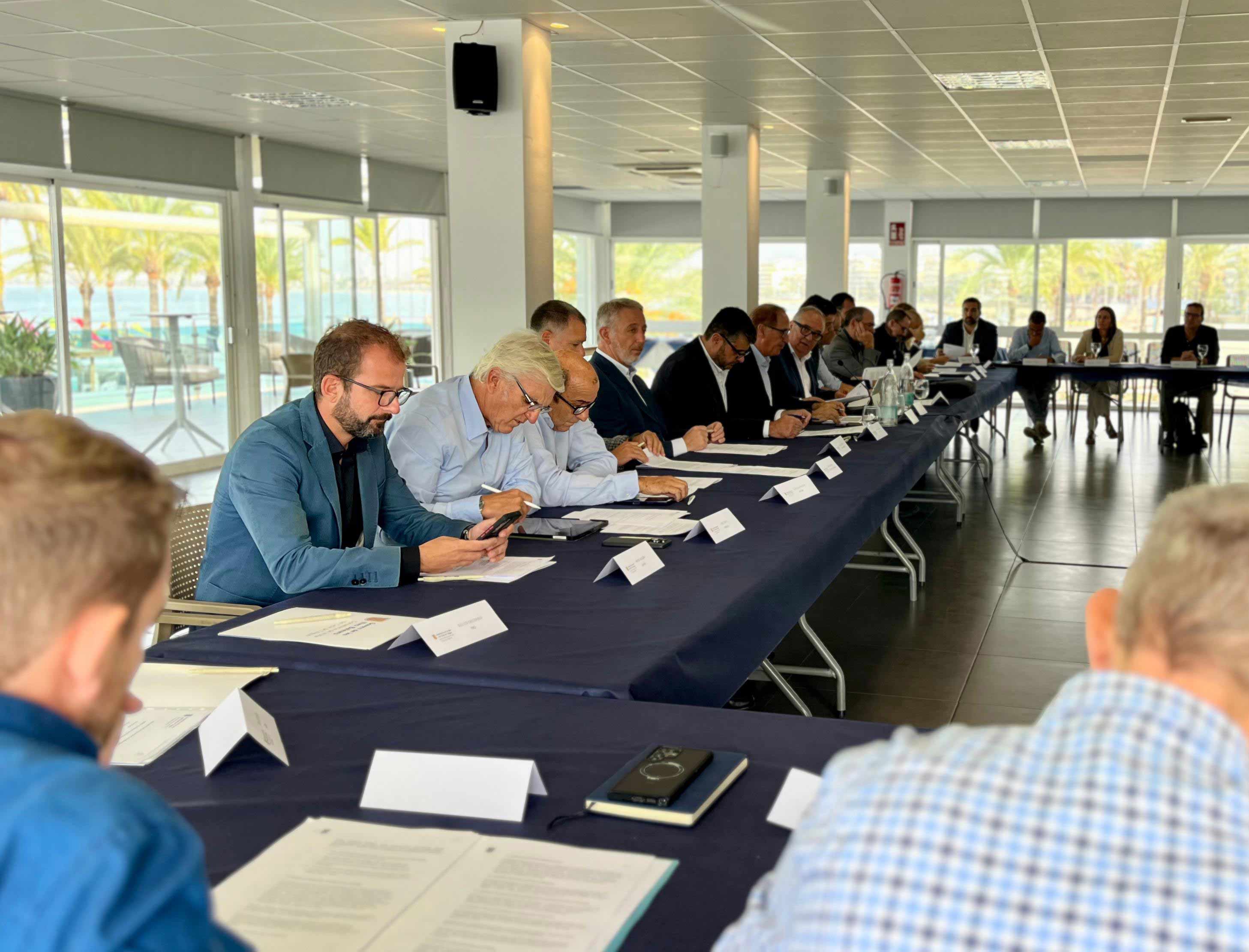 actualidad náutica, noticias náuticas, mesa náutica, boletín oficial de las islas baleares, náutica 