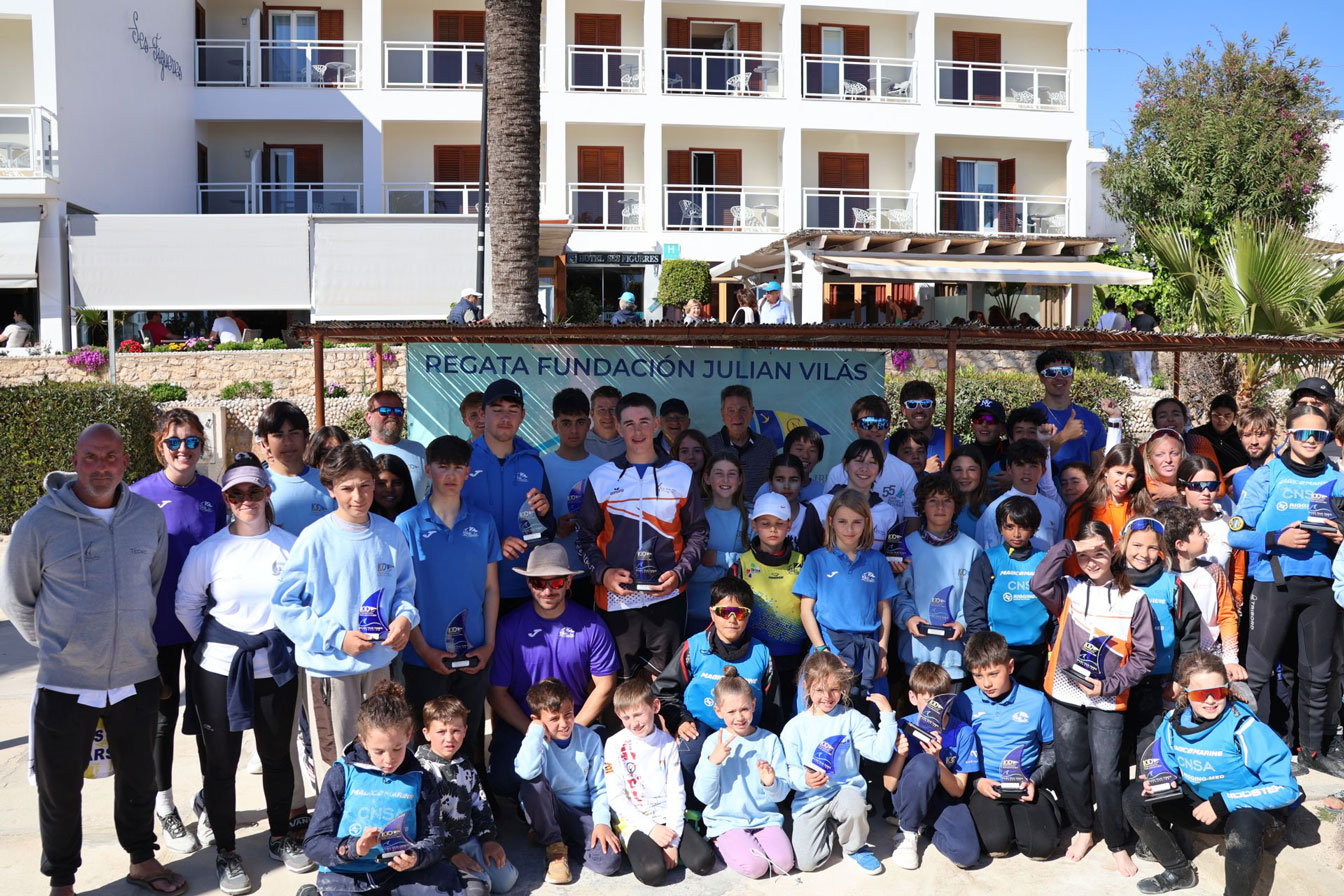 nautical news, nautical news, XI regatta Fundación Julián Vilás, optimist, ilca 4, ilcaq 6, club náu