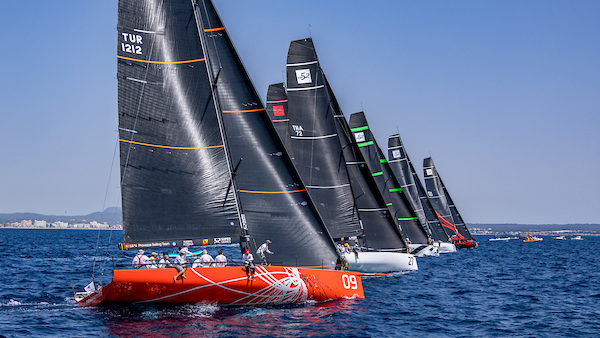 actualidad náutica, noticias náuticas, Puerto Portals, 52 super series, quantum racing, platoon, bah