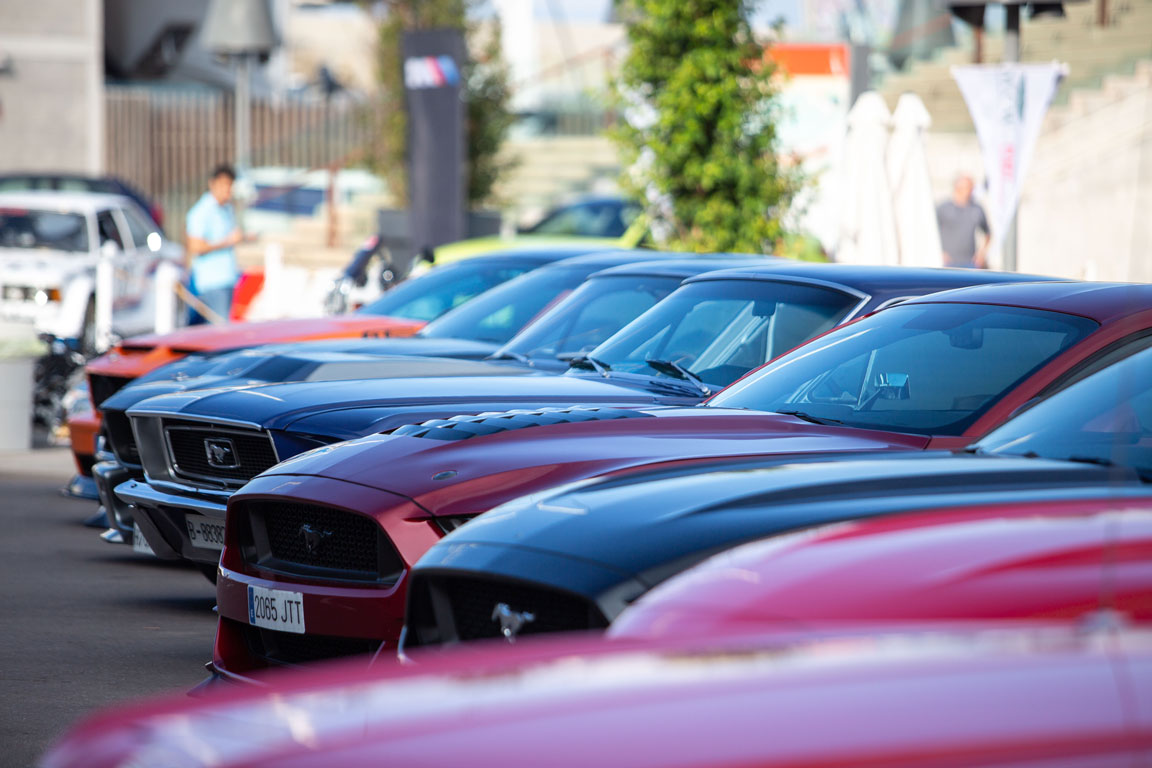 actualidad náutica, noticias náuticas, Port Adriano, American Car Show, coches, americanos, food tru