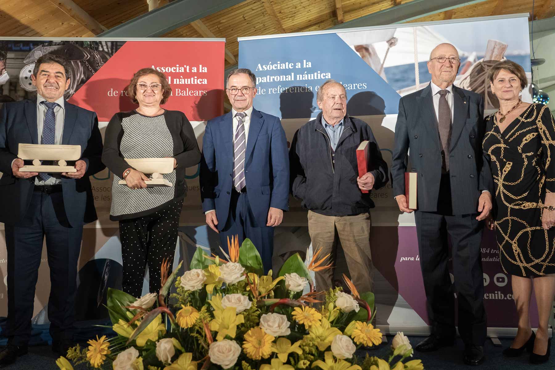 AENIB reúne a un centenar de personas para entregar sus premios anuales