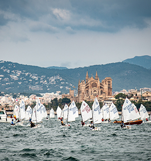 TROFEO MAMA OPTIMIST