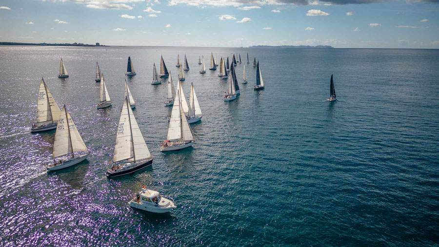 actualidad náutica, noticias náuticas, club nàutic sa ràpita, trofeo bodegas jose luis ferrer, vela,
