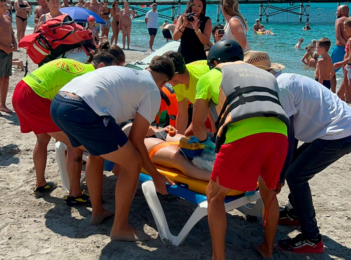 actualidad náutica, noticias náuticas, simulacro de emergencia, playas, socorrismo, camp de mar, and