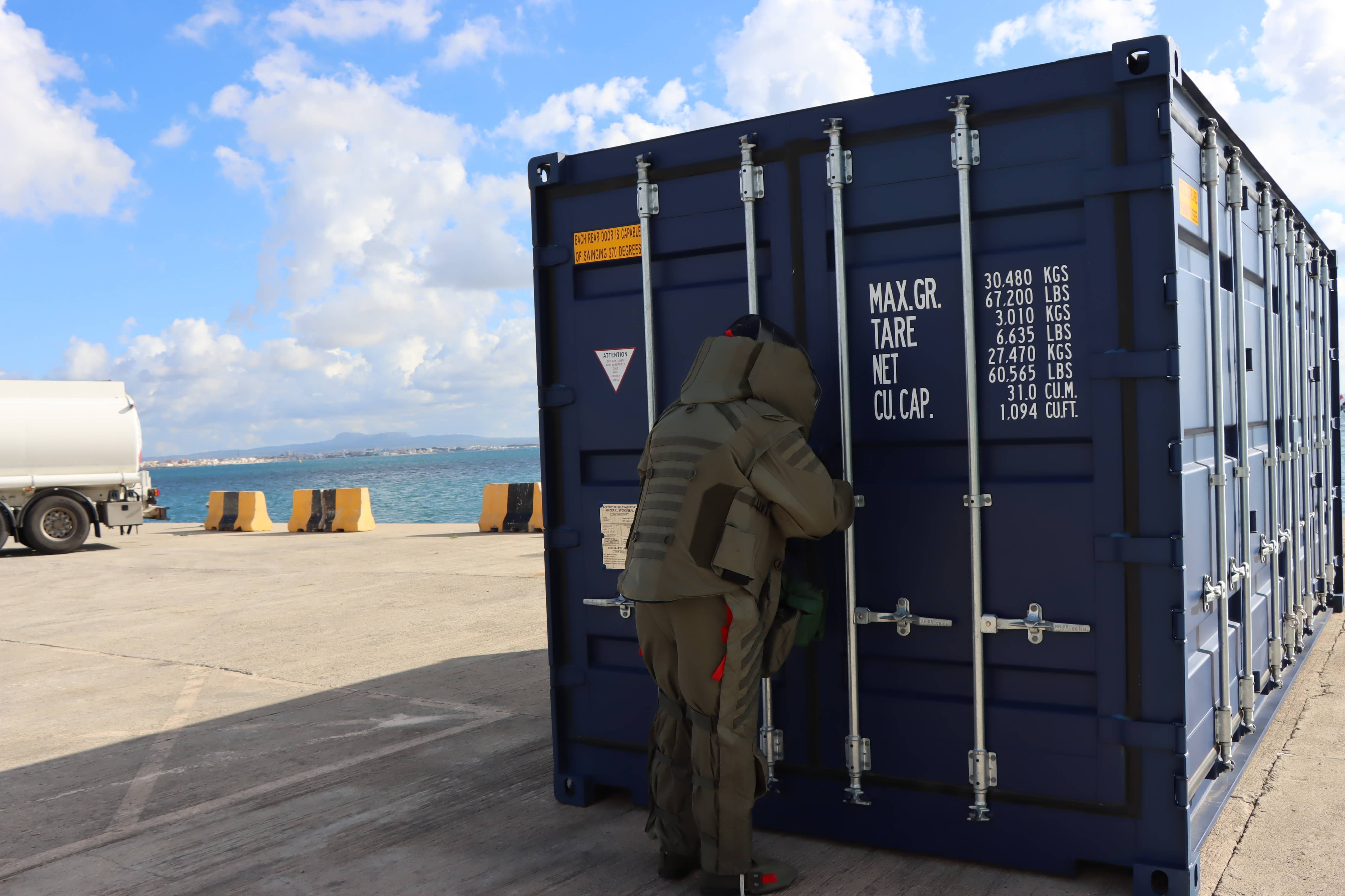 Simulacro: ¡Bomba en el puerto de Palma!