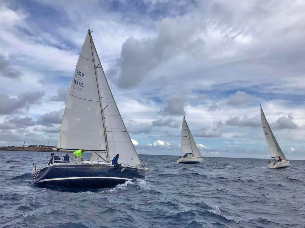 actualidad náutica, noticias náuticas, liga de regatas, lliga interclubs, porto cristo, portocolom, 