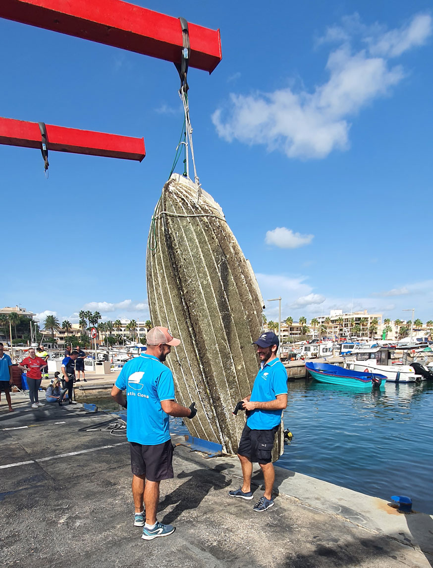 actualidad náutica, noticias náuticas, medioambiente, limpieza, puerto, colonia de sant jordi, fondo