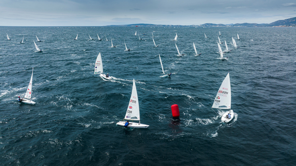 Gran despliegue de la vela olímpica en el 51 Trofeo Princesa Sofía Mallorca
